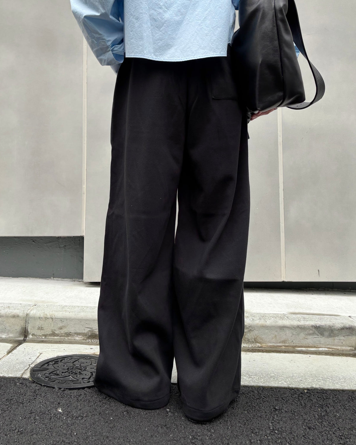 東京店WEB限定【Chikashitsu +】pintuck sweat pants (2color)