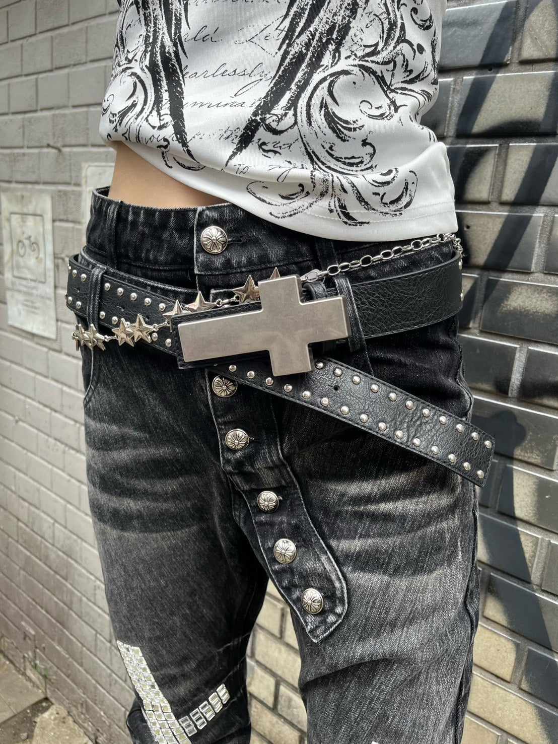 7/11 20:00発売　国際配送【BABY09】cross studs flare denim pants