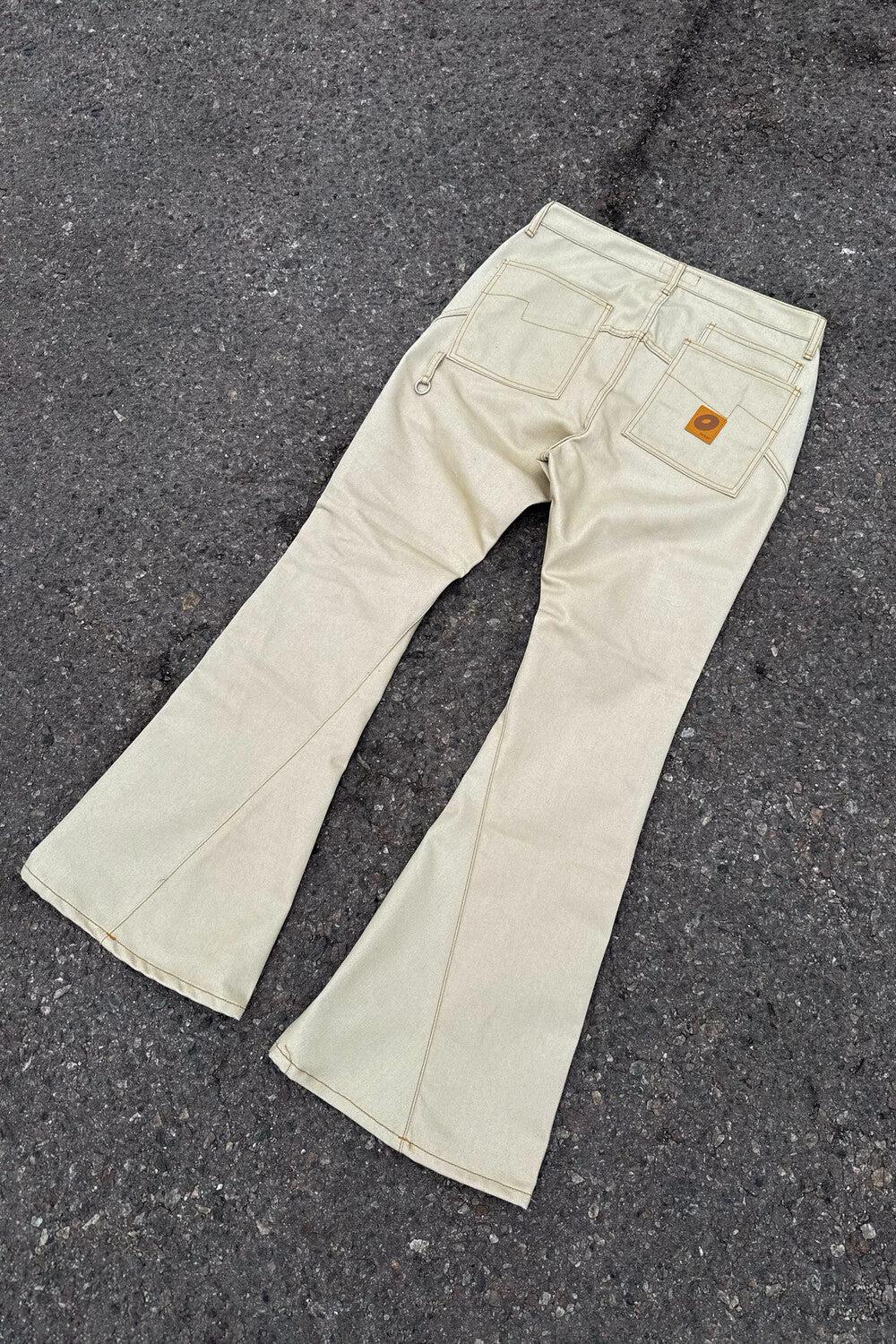 【BEBOF】Beige Side Cut Flared Jeans