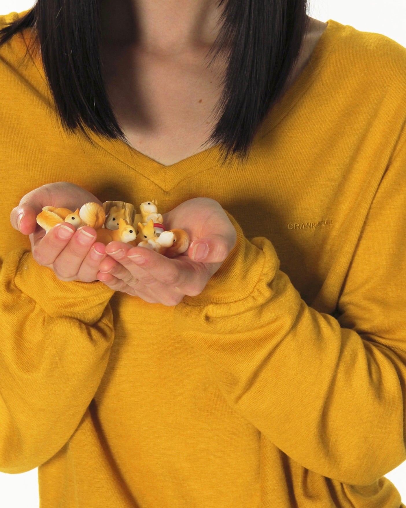 【CRANK】SOFT V-NECK KNIT