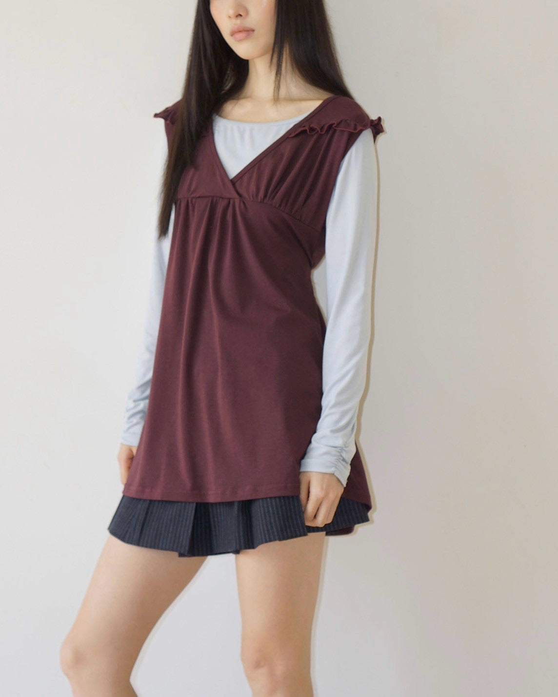 【Uglyshadow】RUFFLE TIE TOP
