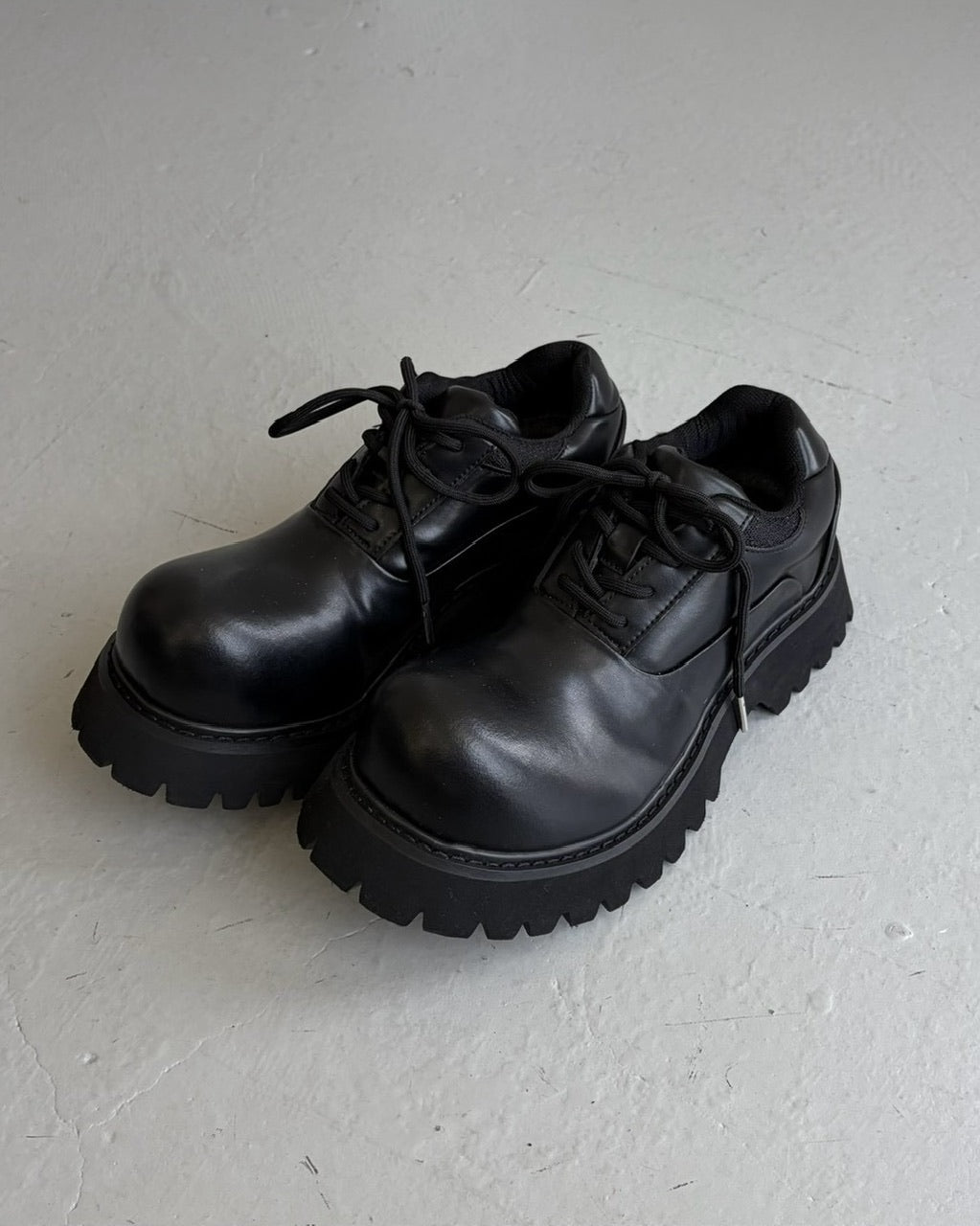 国際配送【LUV CODE】leather platform shoes
