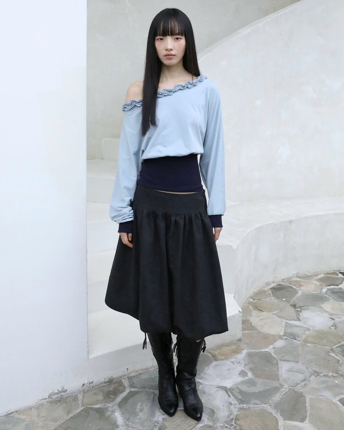 【Uglyshadow】OFF-SHOULDER RUFFLE TOP