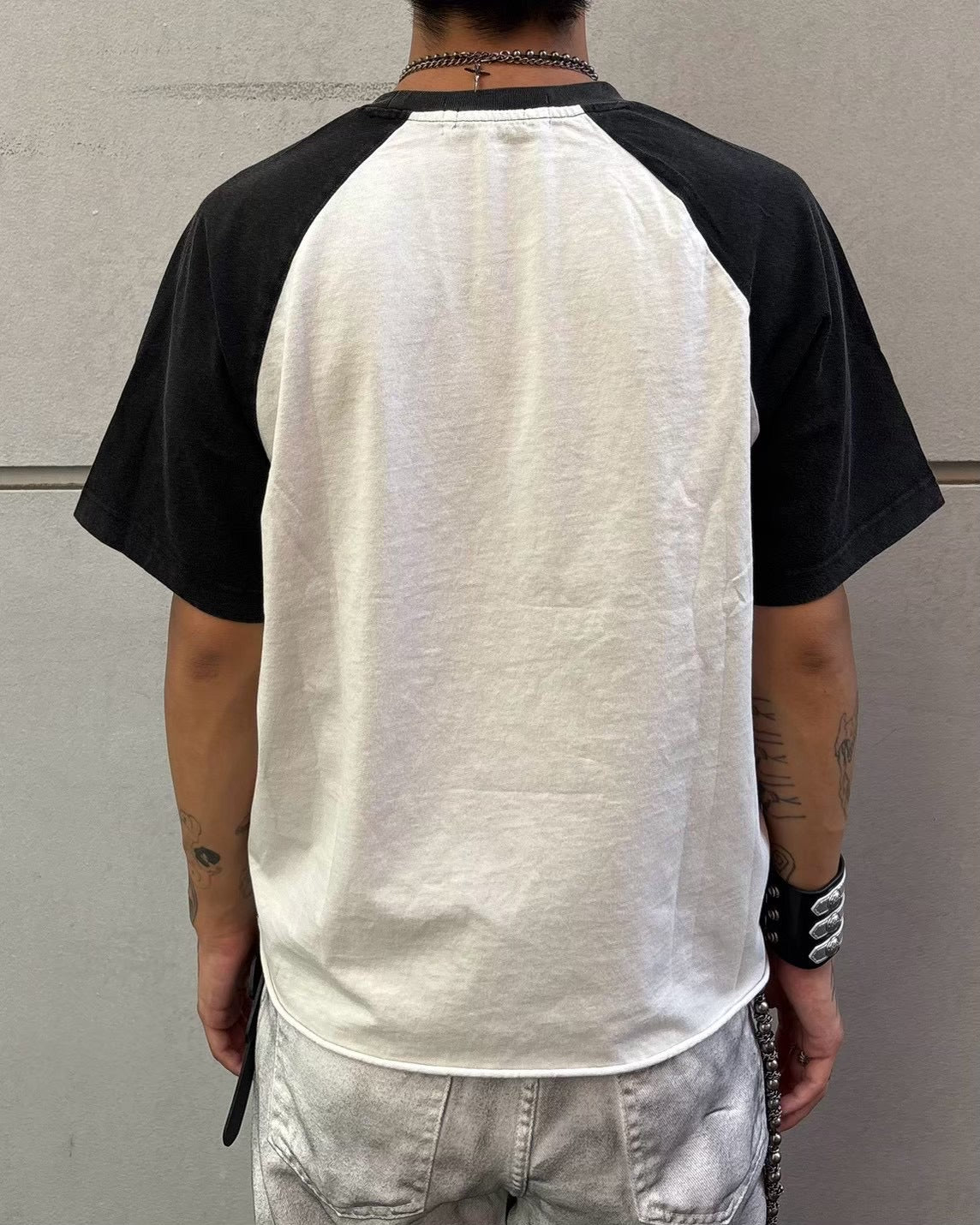国際配送【Never mind the XU】star print raglan T-shirt (2color)