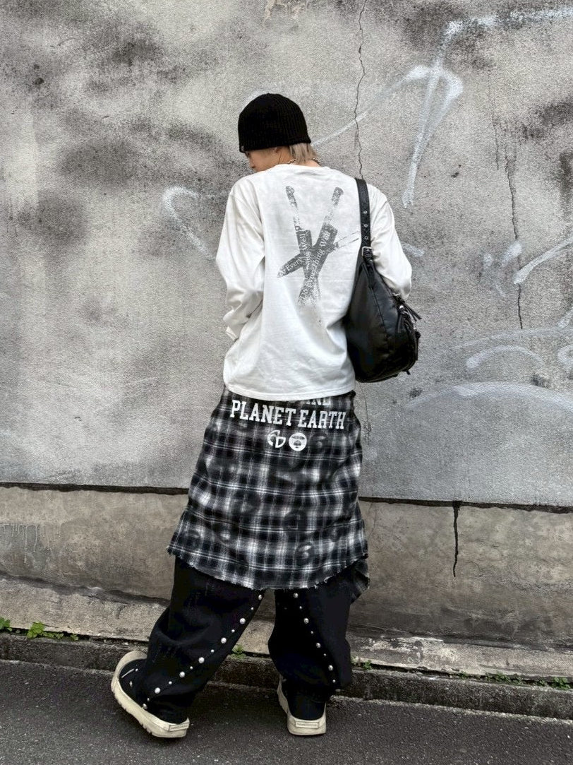 国際配送【Never mind the XU】stencil logo long sleeve tee