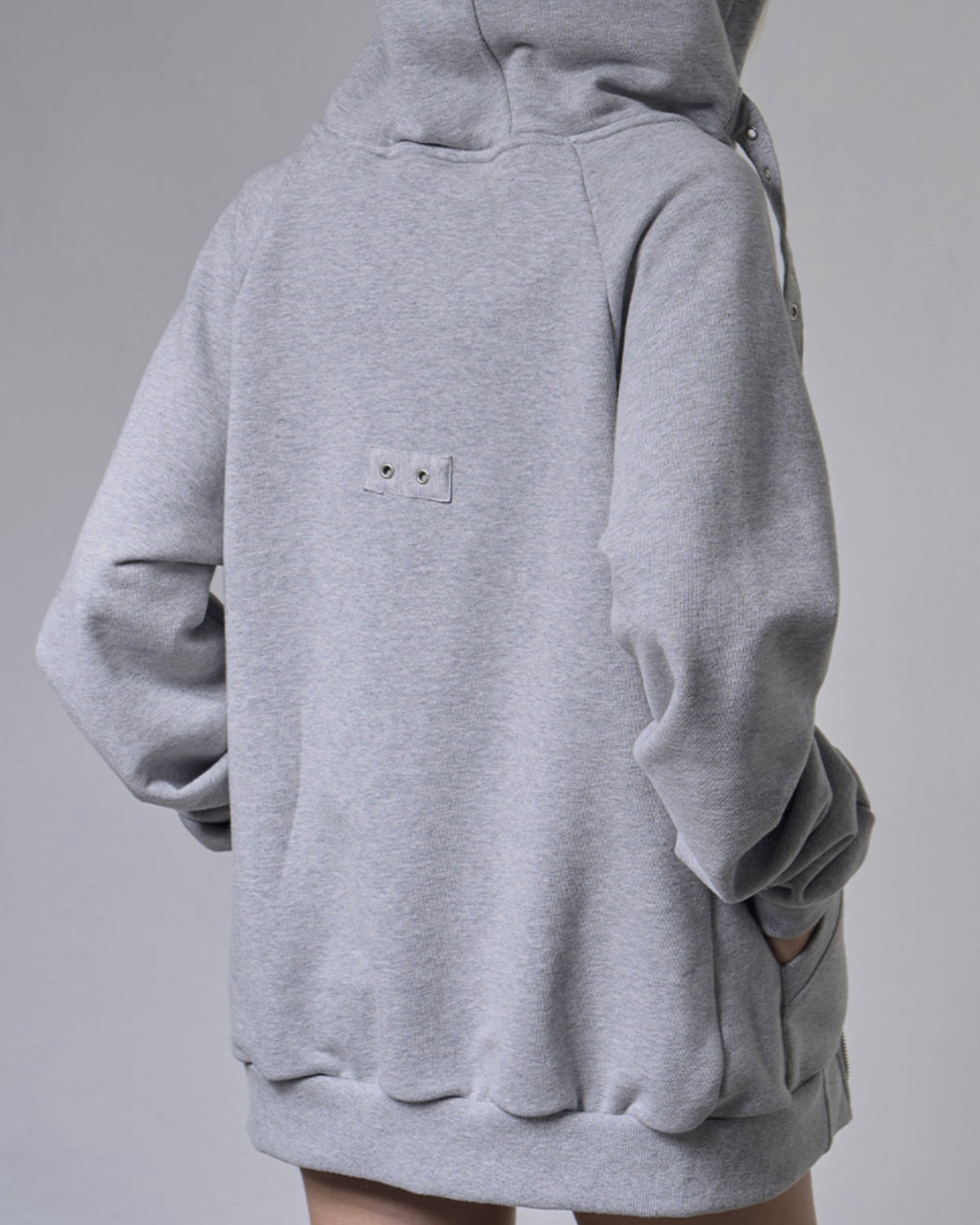 【FANCY CLUB】LAYER BUCKLE HOODED ZIP-UP