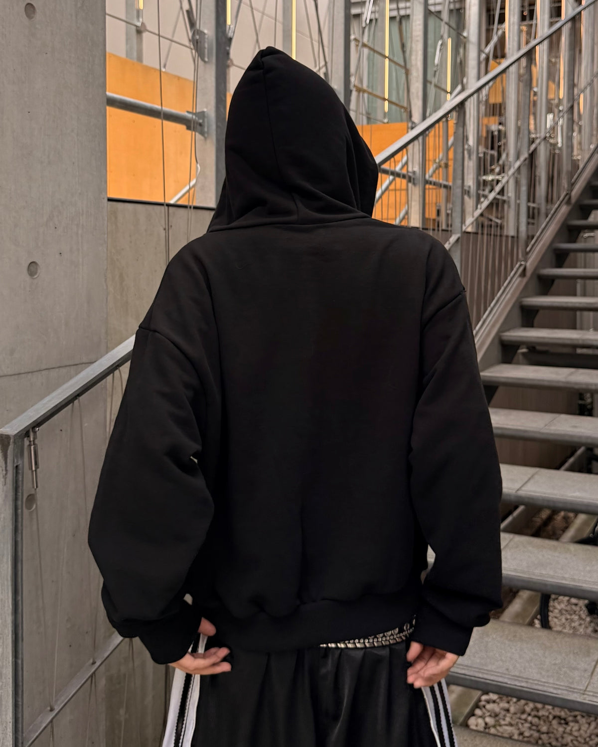 受注制【Never mind the XU】SCRIPT EYELET ZIP HOODIE (3color)