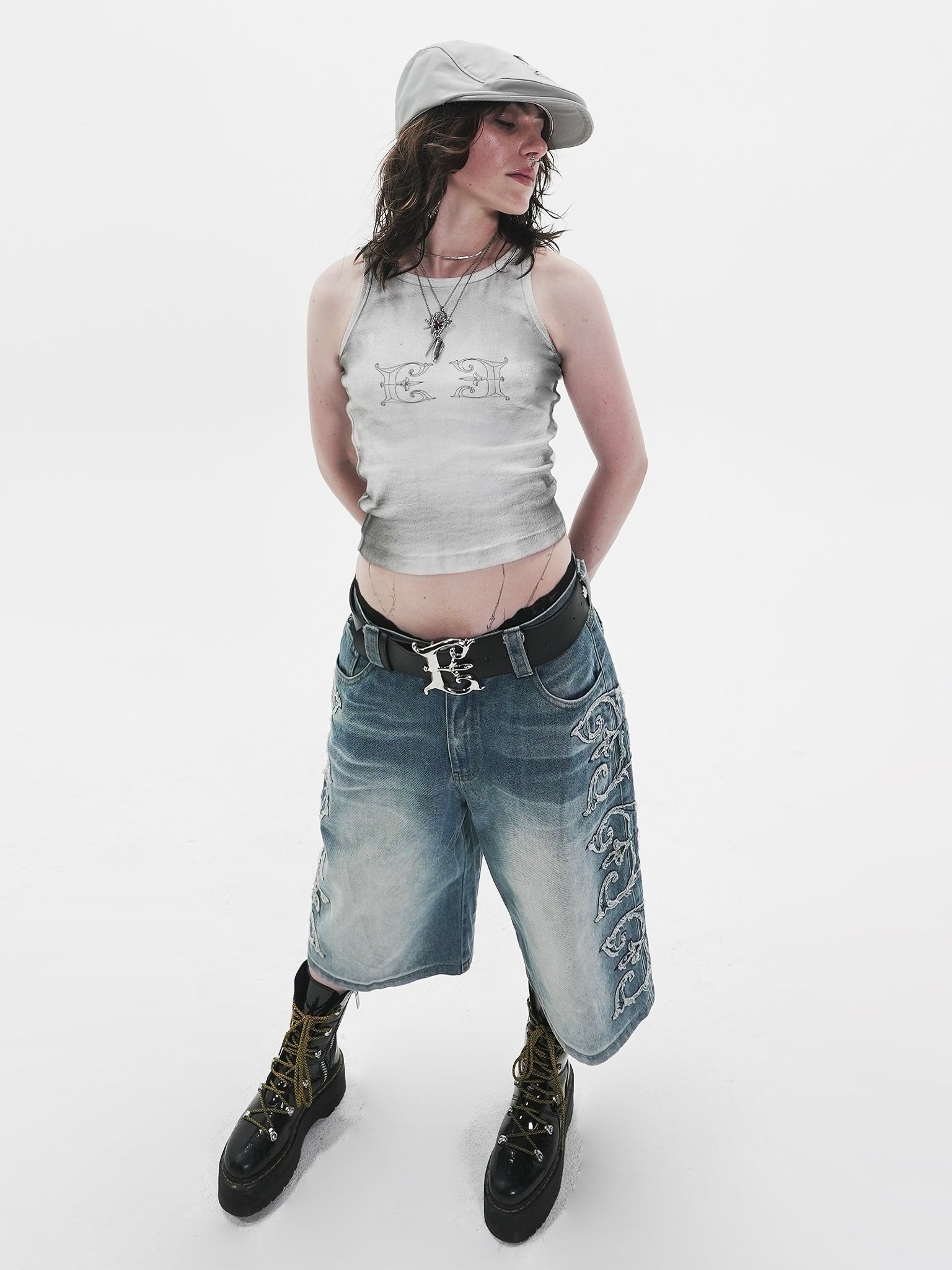 【E RIN AI E】ASH GEMINI SLEEVELESS