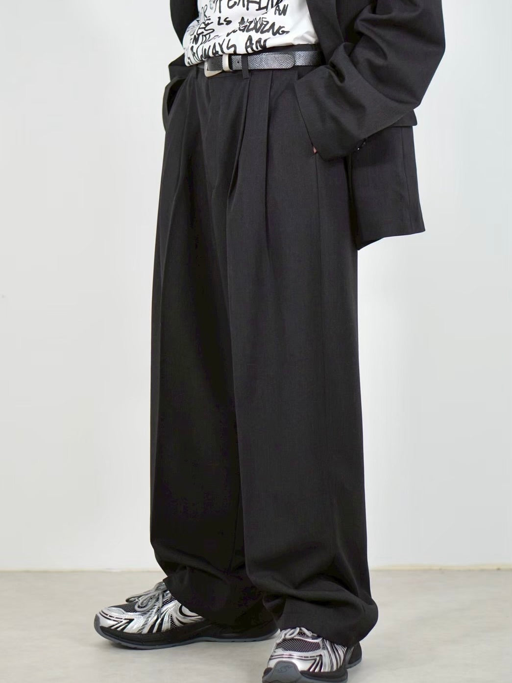 受注制【Chikashitsu +】easy semi wide slacks