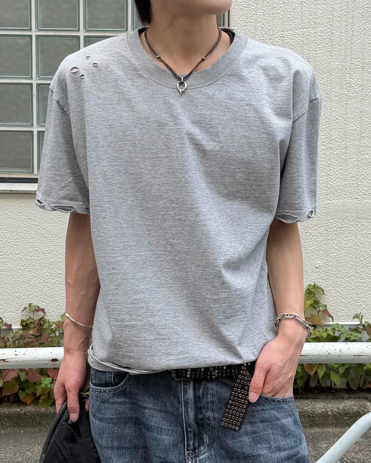 大阪店WEB限定受注制【Chikashitsu +】grunge damage crop t-shirt (3color)
