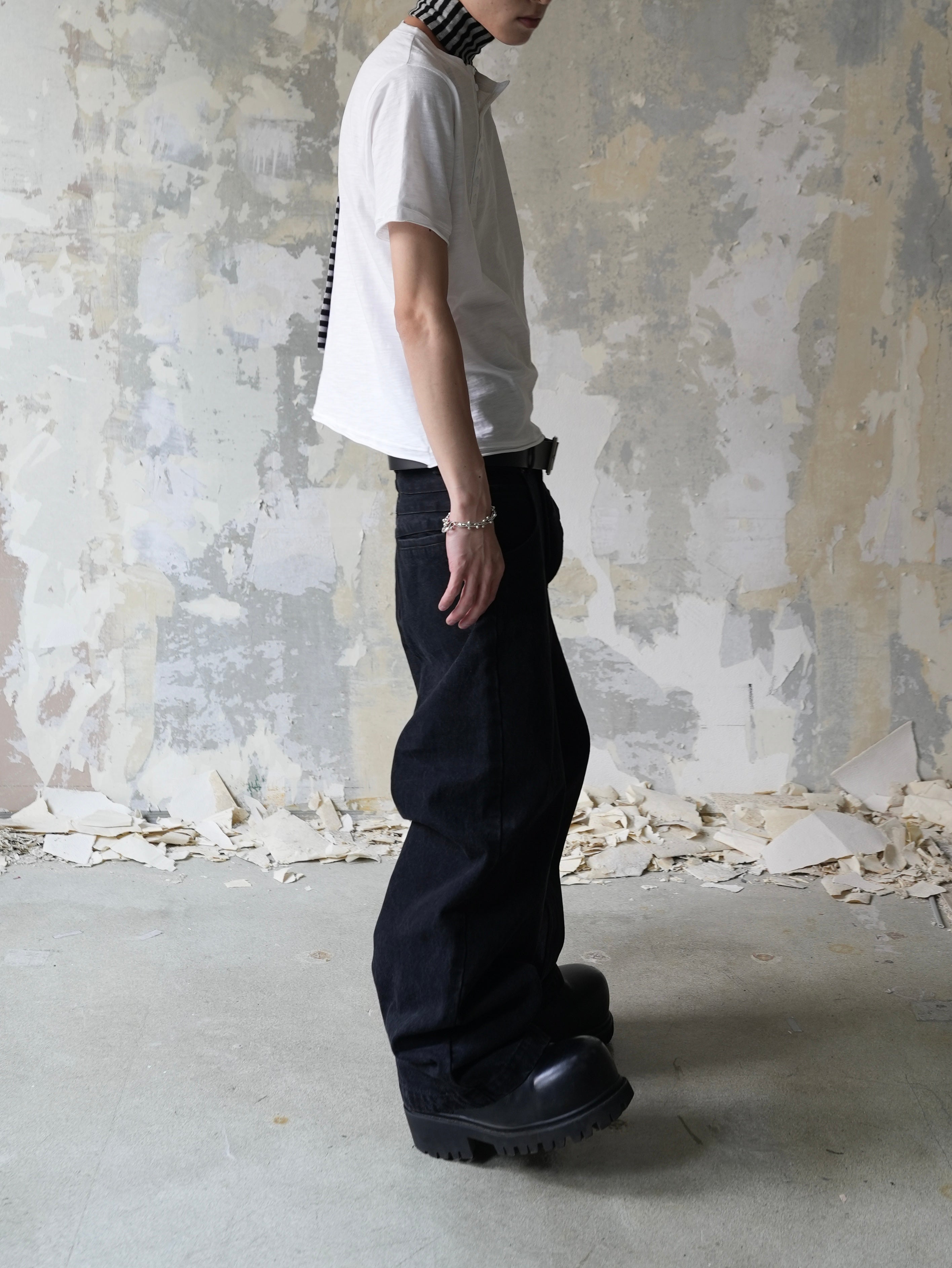 7月下旬発売予定【Lee fi Ne】Offset Henley Tee