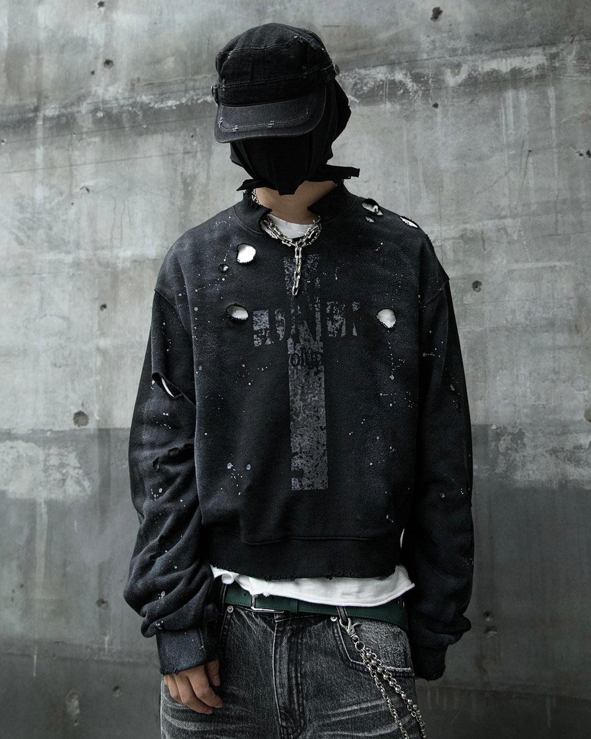 【roaringrad】Cross Damage Sweat Shirt