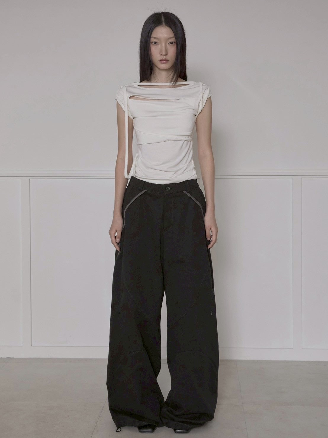 6/22 21:00発売【FLAREUP】Asymmetrical Wide Pants