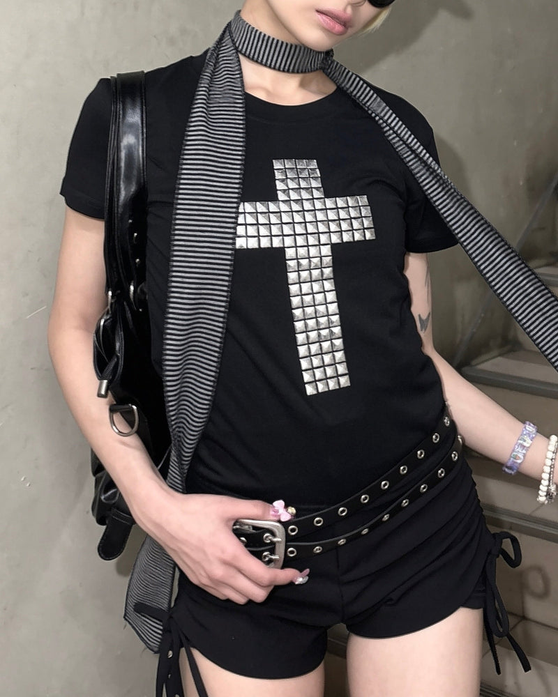 受注制【Never mind the XU】cross studs crop tee (2color)