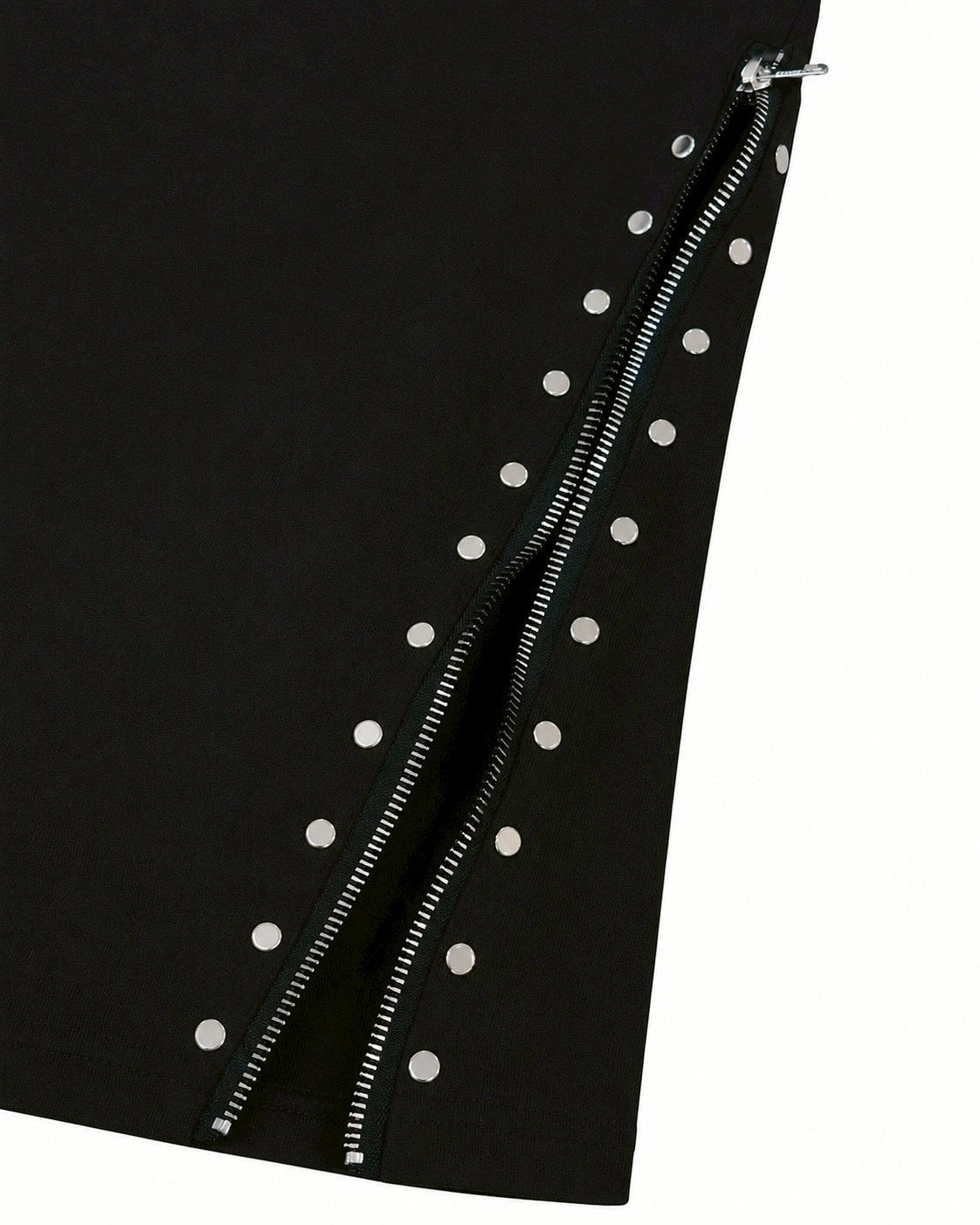 渋谷109店WEB限定受注制【nmtc+】Studded Asymmetrical Off-Shoulder Top