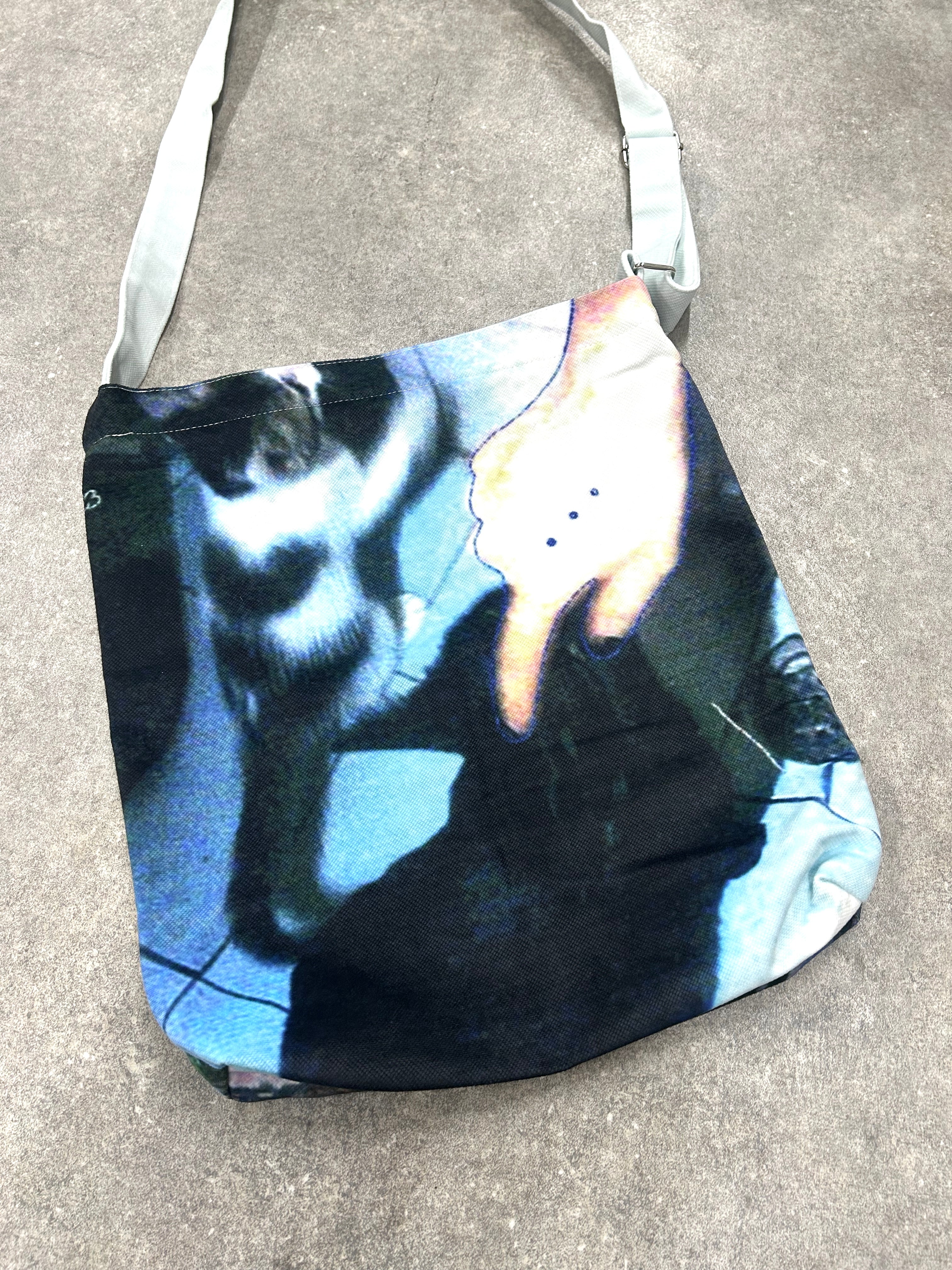 国際配送【Nerd out XU】memory print bag