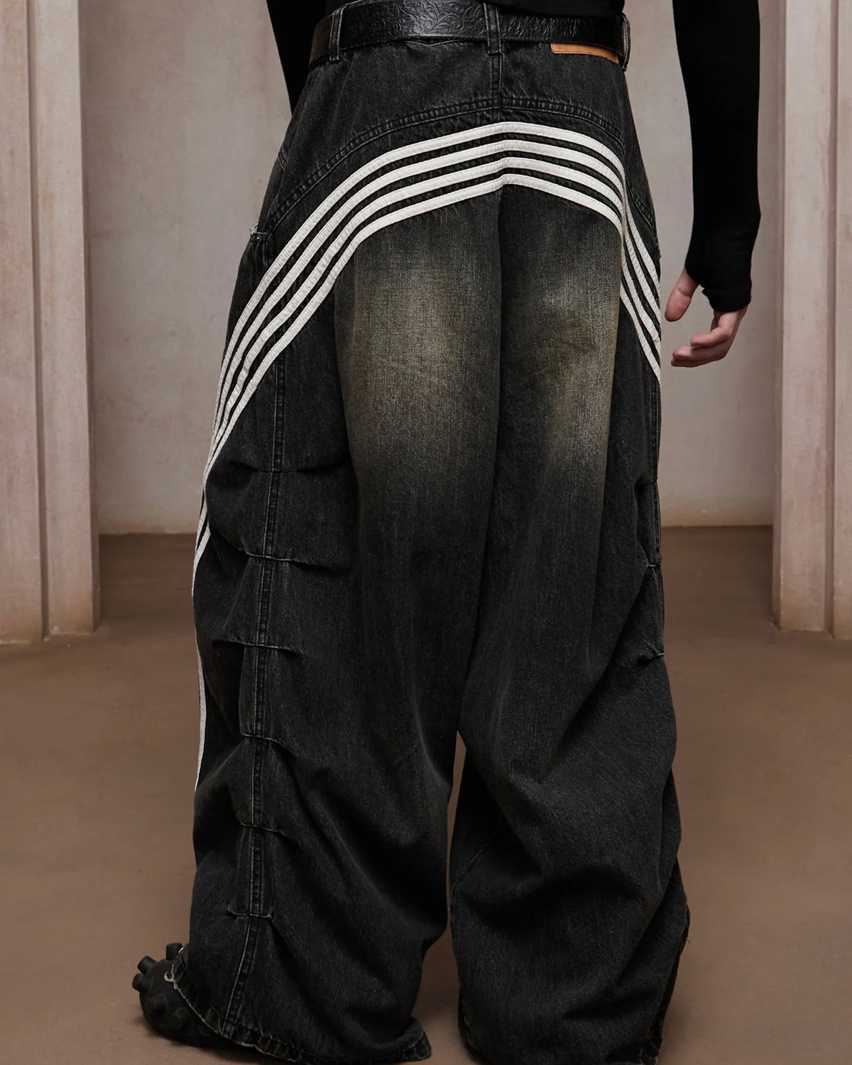 【DND4DES】Sport Pleated Washed Denim Pants