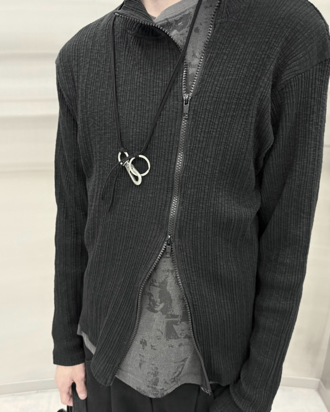 受注制【nmtc+】Ribbed high neck zip-up top (2color)