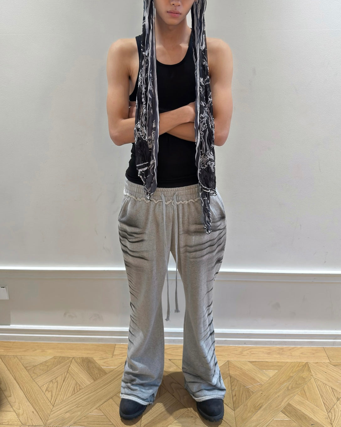 【LECYTO】Dirty Flare Sweatpants