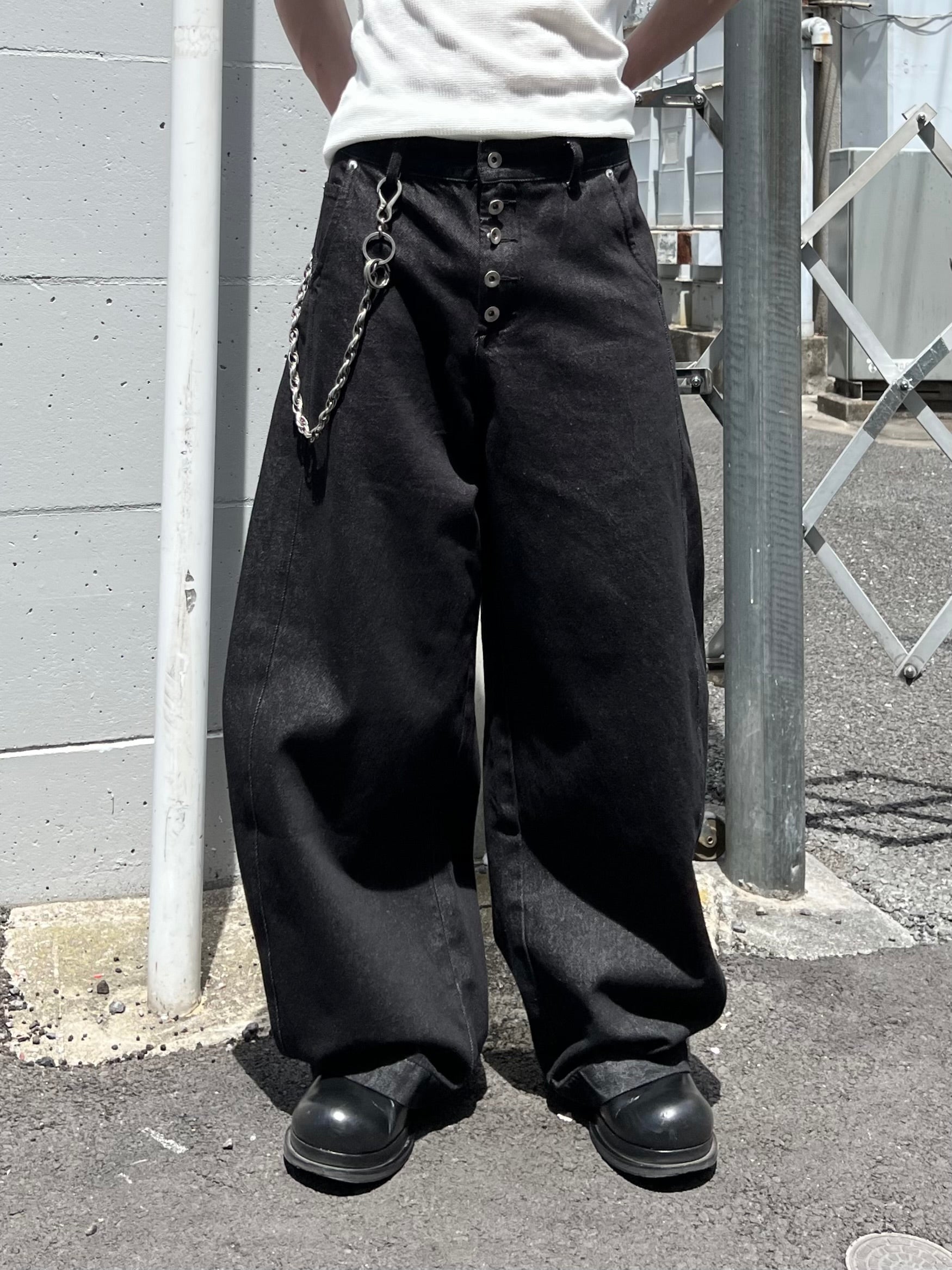 大阪店WEB限定受注制【Chikashitsu +】button fly ballon denim pants (2color)