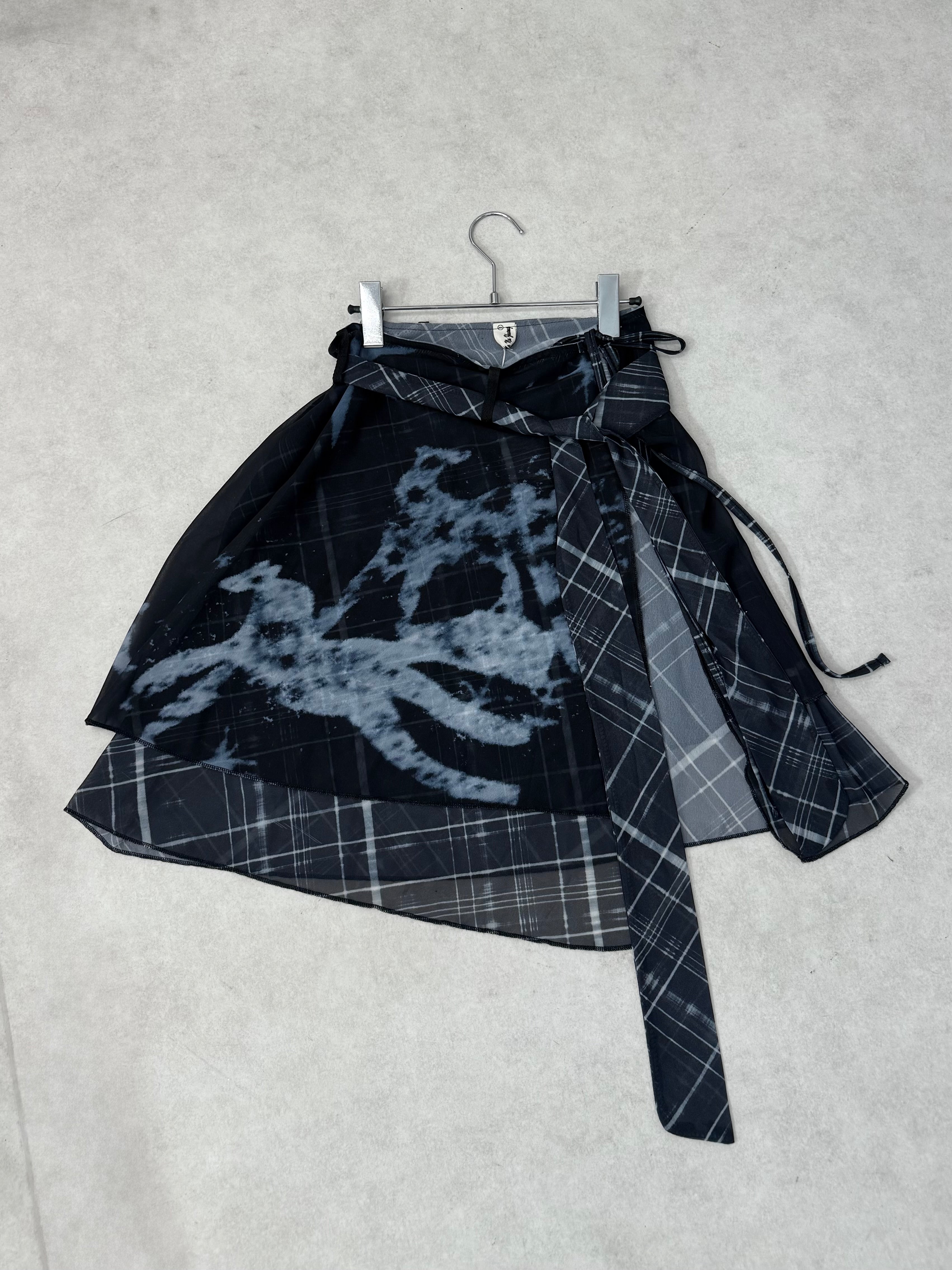 国際配送【Nerd out XU】horse strap check skirt / 【ナードアウトエックスユー】ホースストラップチェックスカート