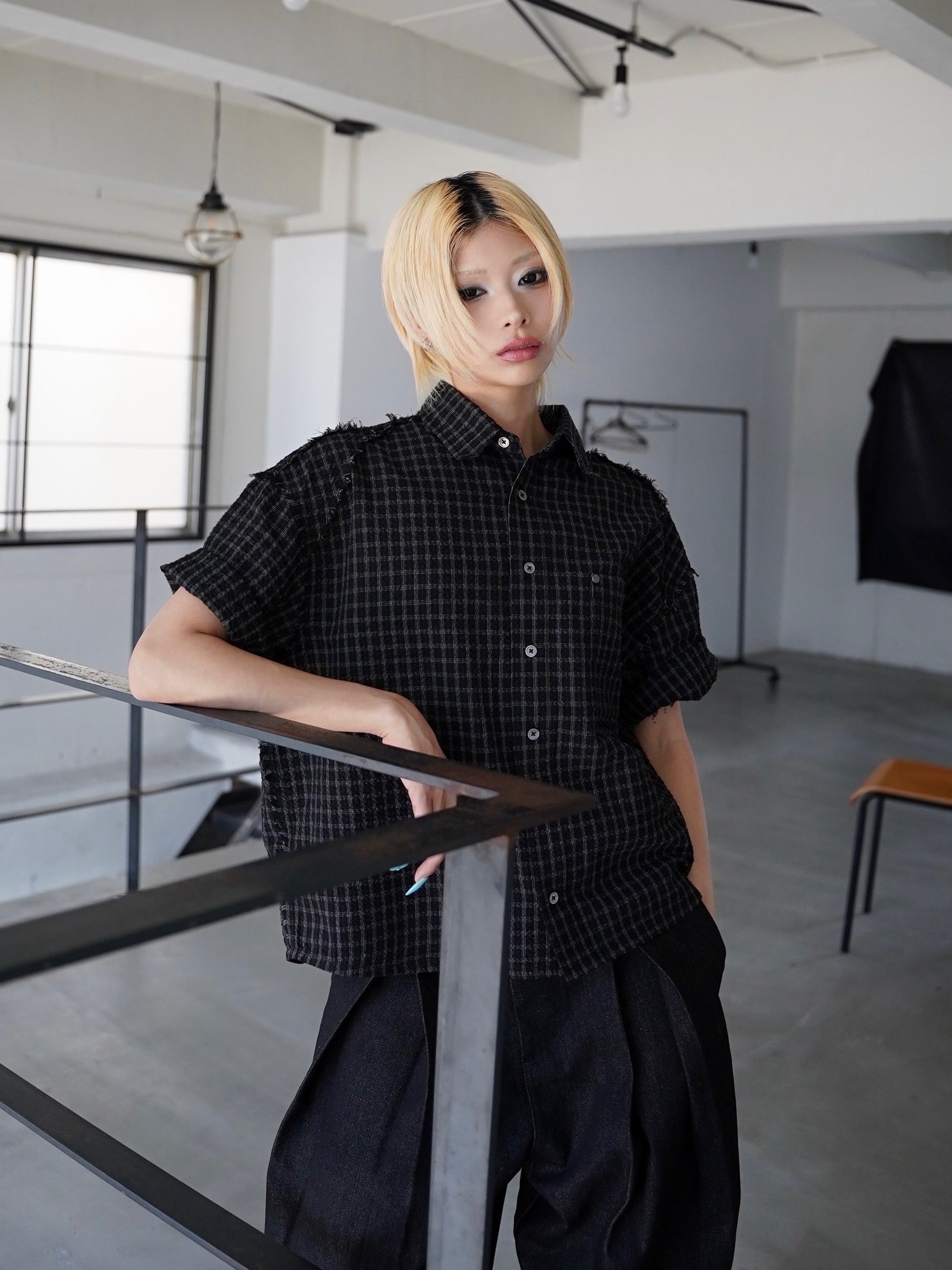 5/23 20:00発売【CHIKASHITSU PLUS HIGH】Raw edge seersucker check shirt