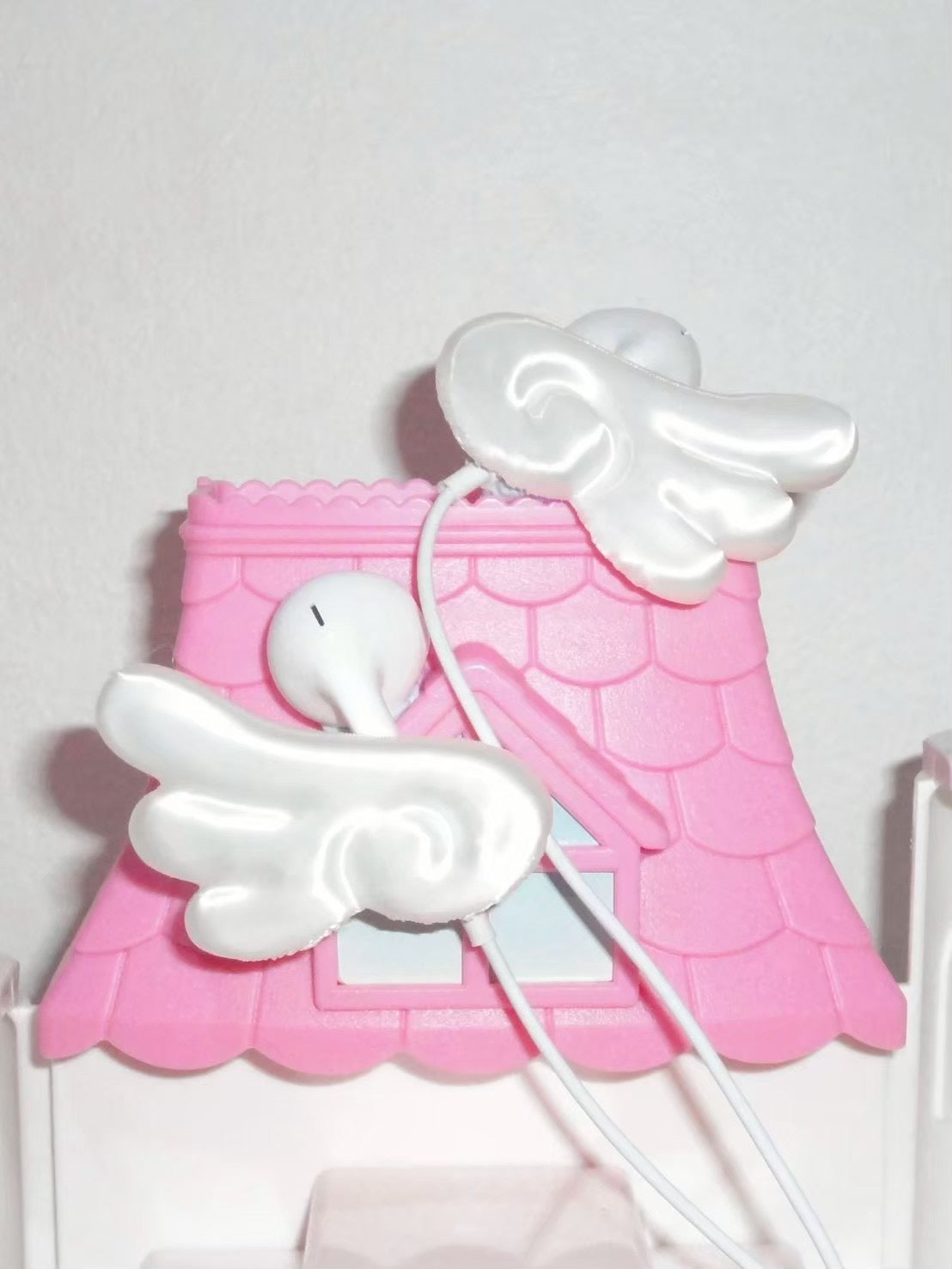 【EVERYTHINGS】Cupid’s Wings Earphone Attachment