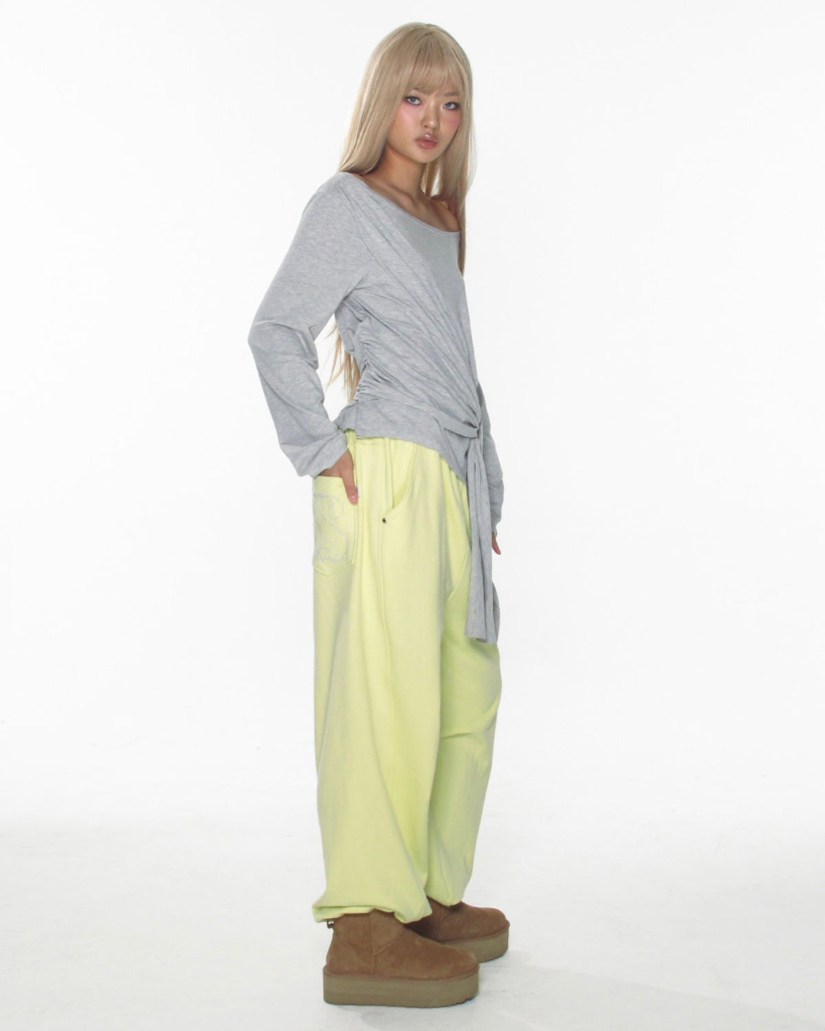 【CRANK】CURVED RIVET JOGGER PANTS