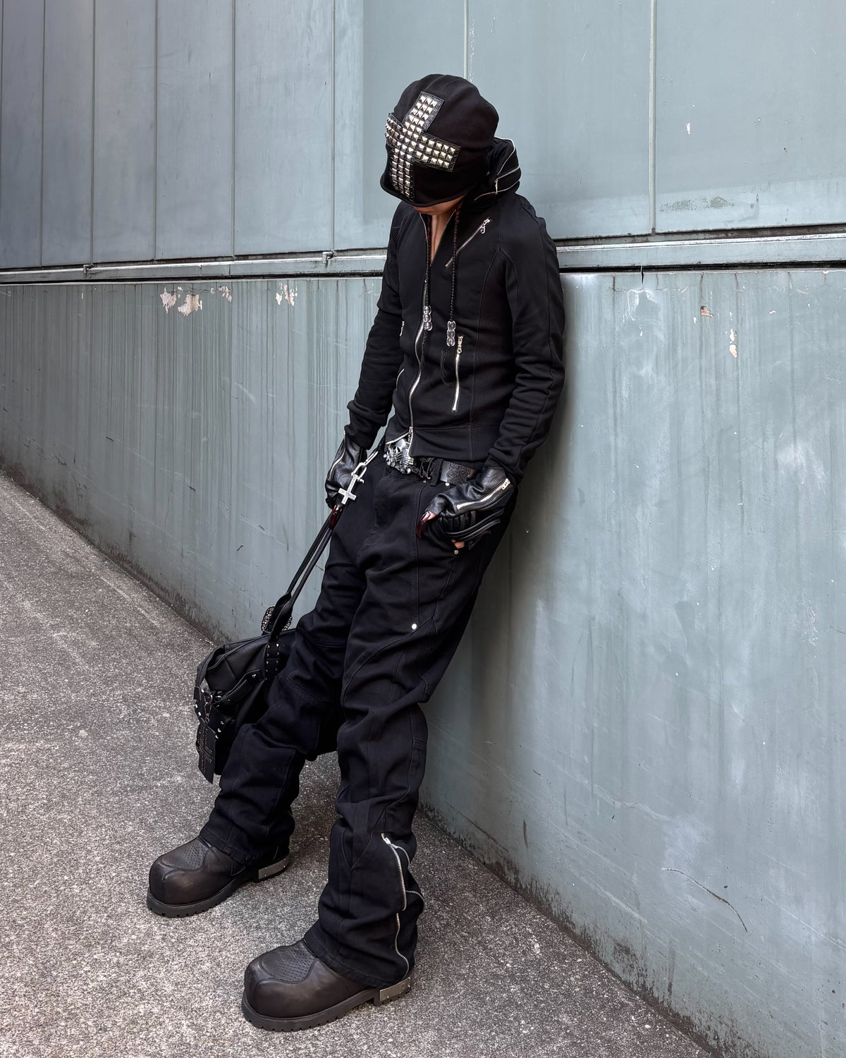 受注制【Never mind the XU】CUTOUT ZIPPER BOOTCUT DENIM (2color)