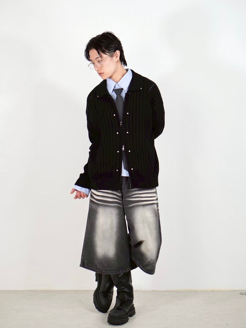 【Chikashitsu +】rivet zip up knit (2color)