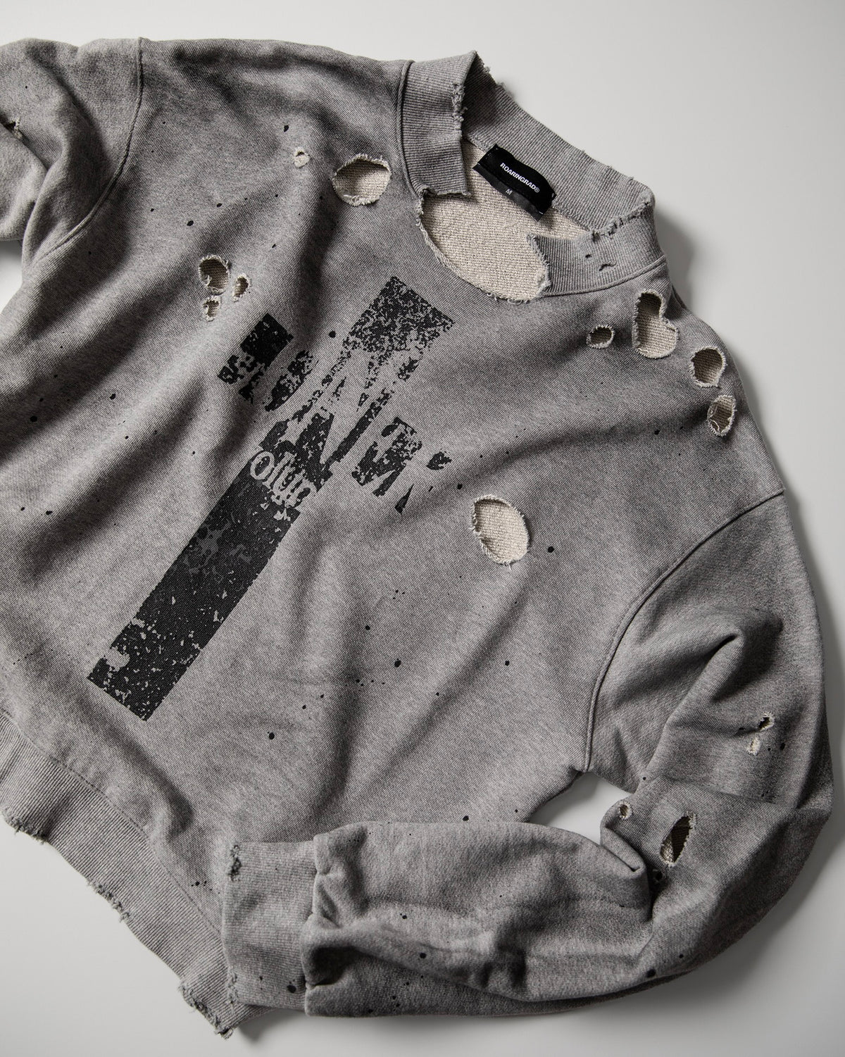 【roaringrad】Cross Damage Sweat Shirt