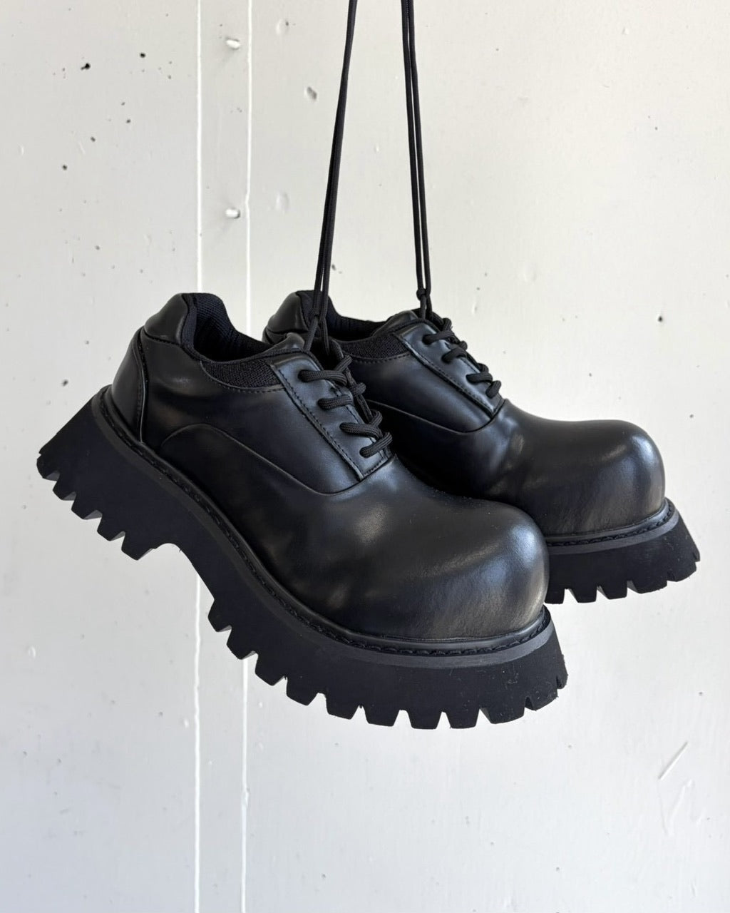 国際配送【LUV CODE】leather platform shoes