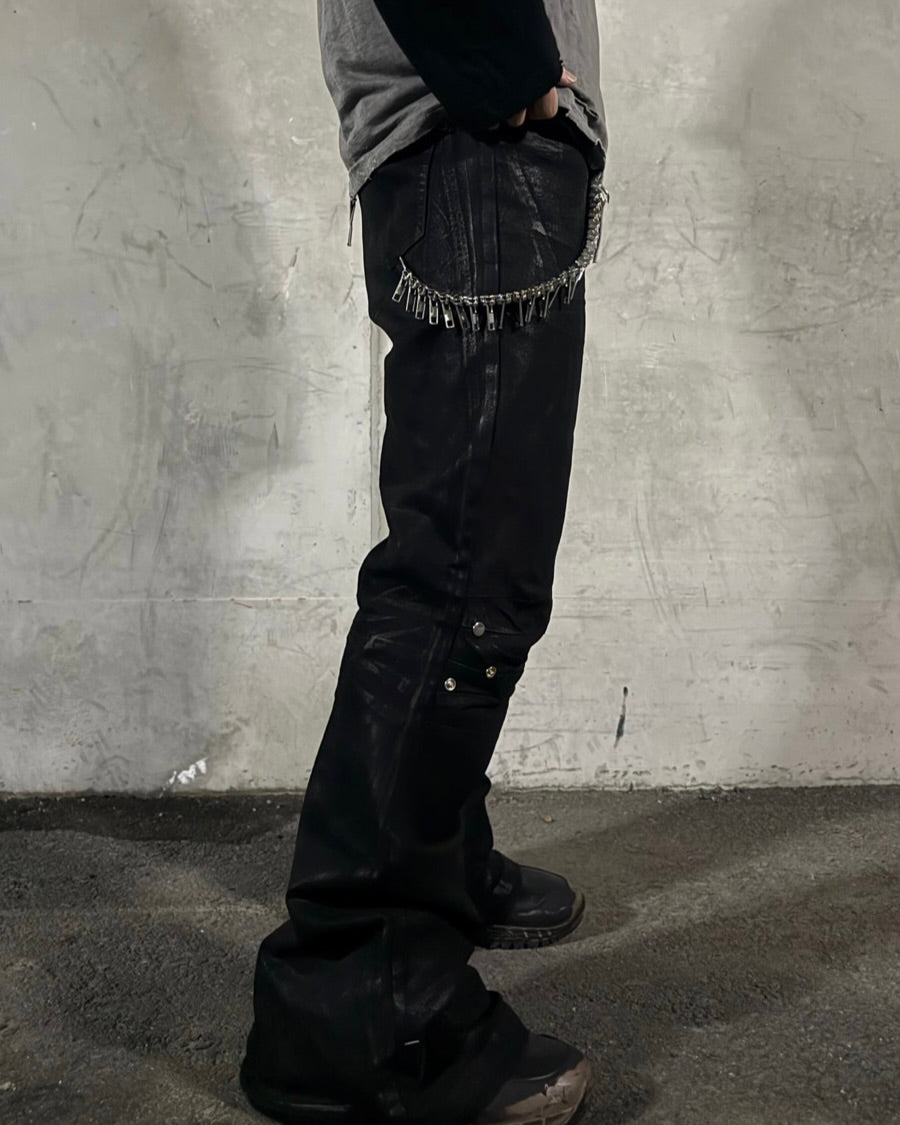 【LOIN ARMIS】Flare coating skewer chain jeans