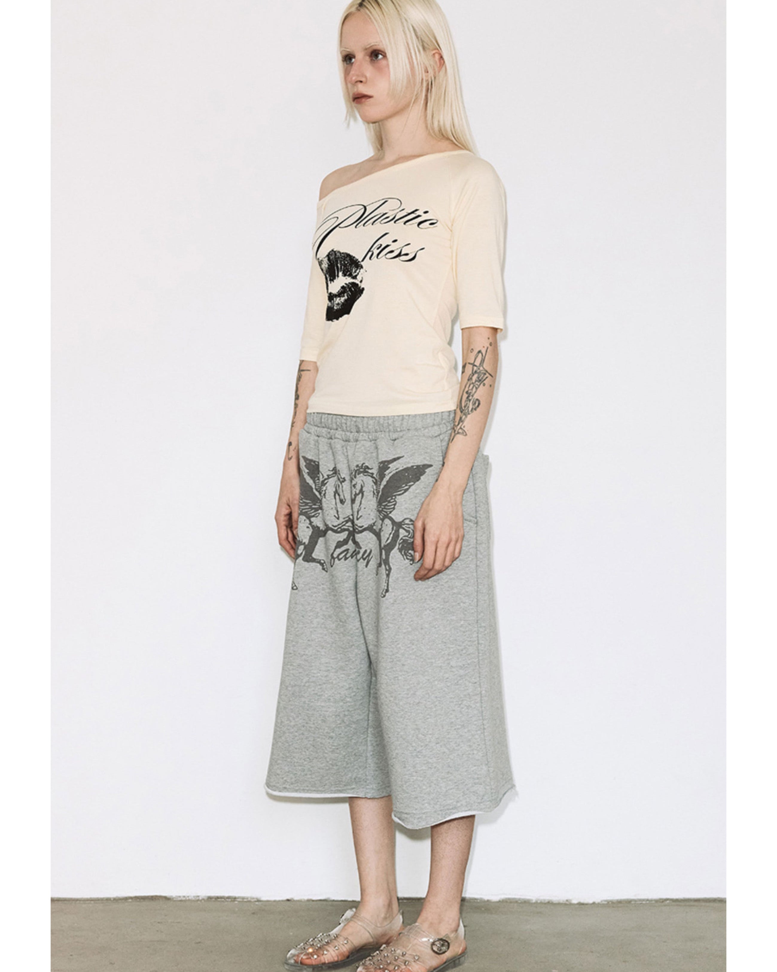 【FANCY CLUB】PLASTIC KISS ONE-SHOULDER TOP