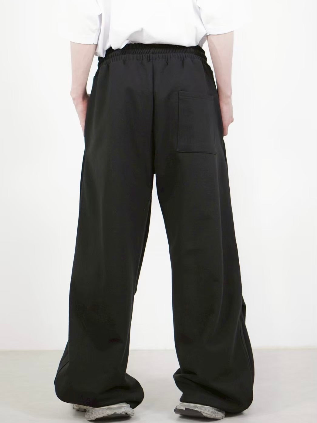 受注制【Chikashitsu +】side snap button sweat pants (2color)