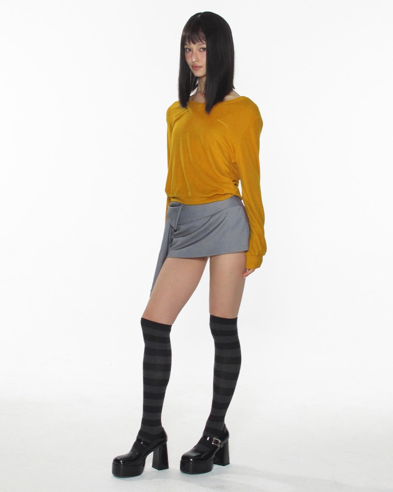 【CRANK】SOFT V-NECK KNIT