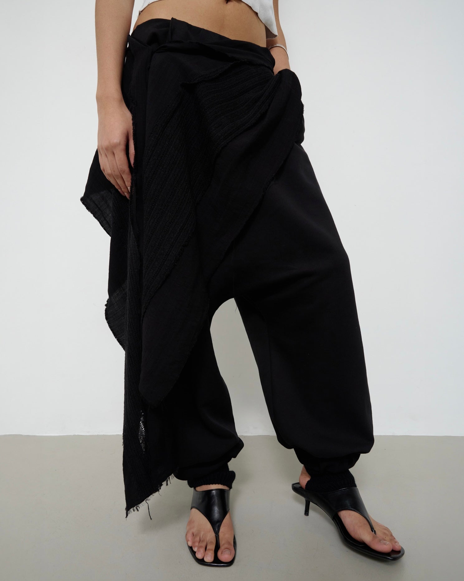 【NACHE】Shirred Hem Baggy Sweatpants[SP-01]