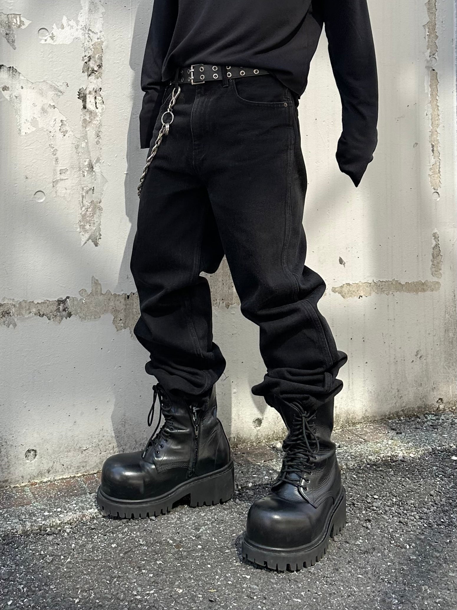 大阪店WEB限定受注制【Chikashitsu +】slim straight denim pants