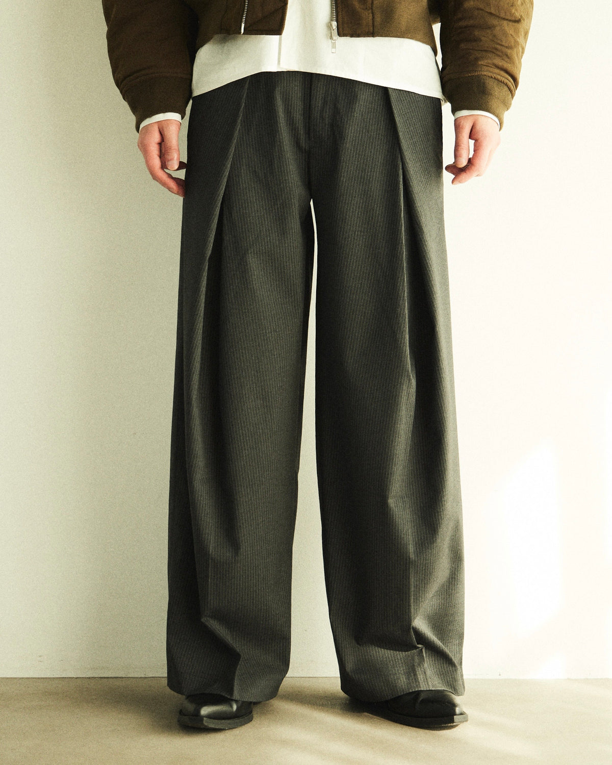 【CS】stripe cross tuck drape slacks