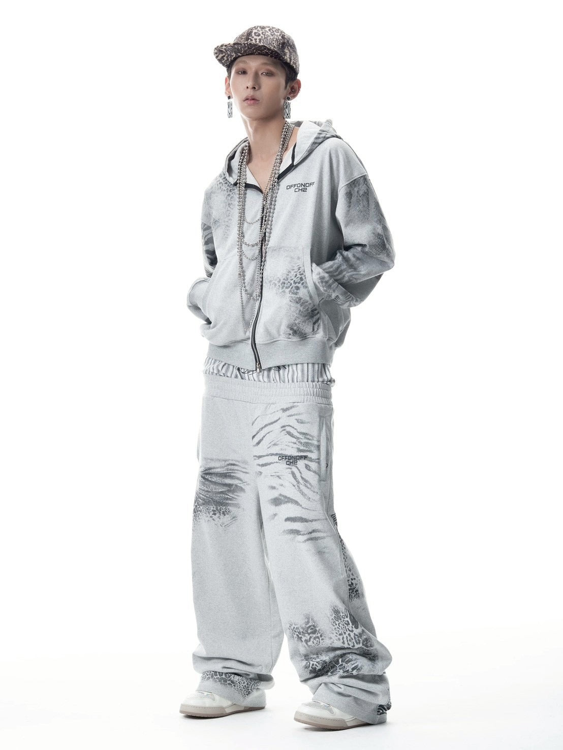 CH2】CH2 X OFFONOFF HOODIE ZIP UP – PRESSING WEB SHOP