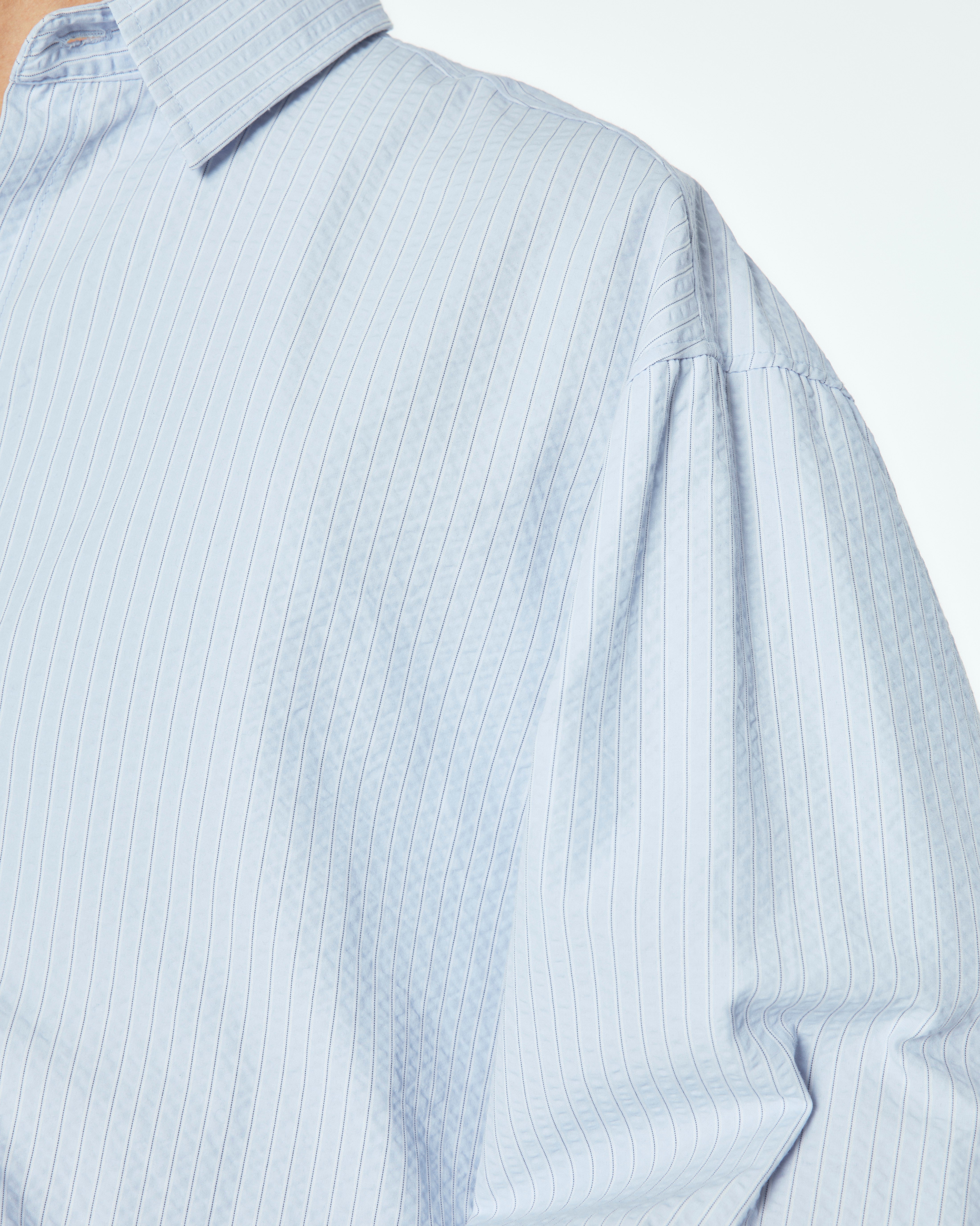 3/20 20:00発売【CS】CROPPED STRIPE BUTTON UP SHIRT