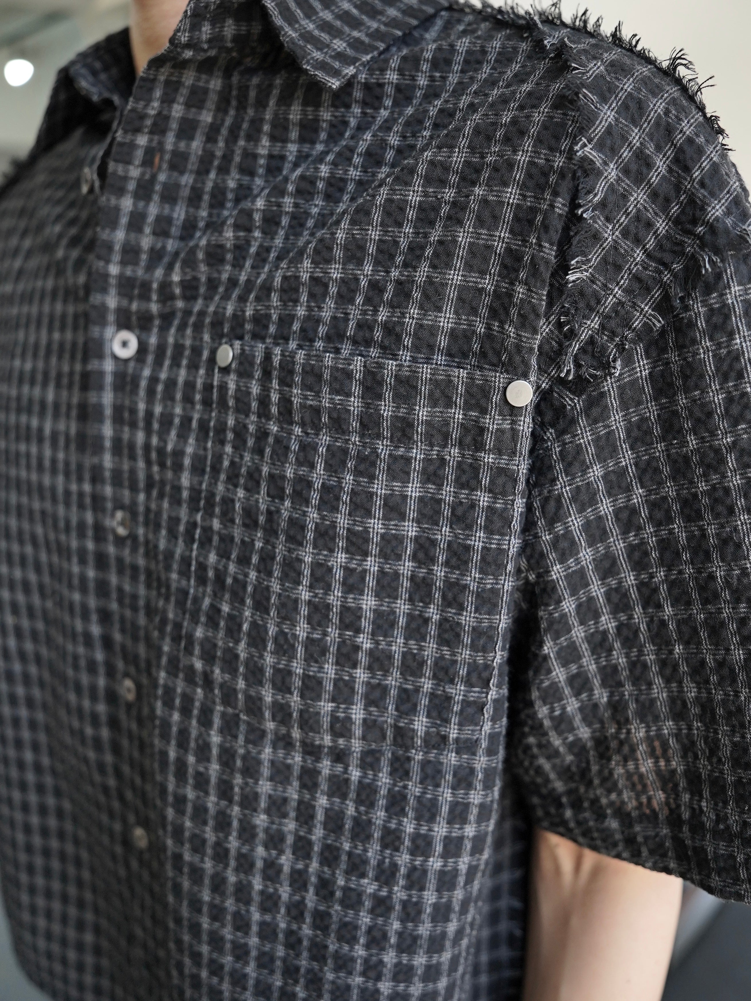 5/23 20:00発売【CHIKASHITSU PLUS HIGH】Raw edge seersucker check shirt