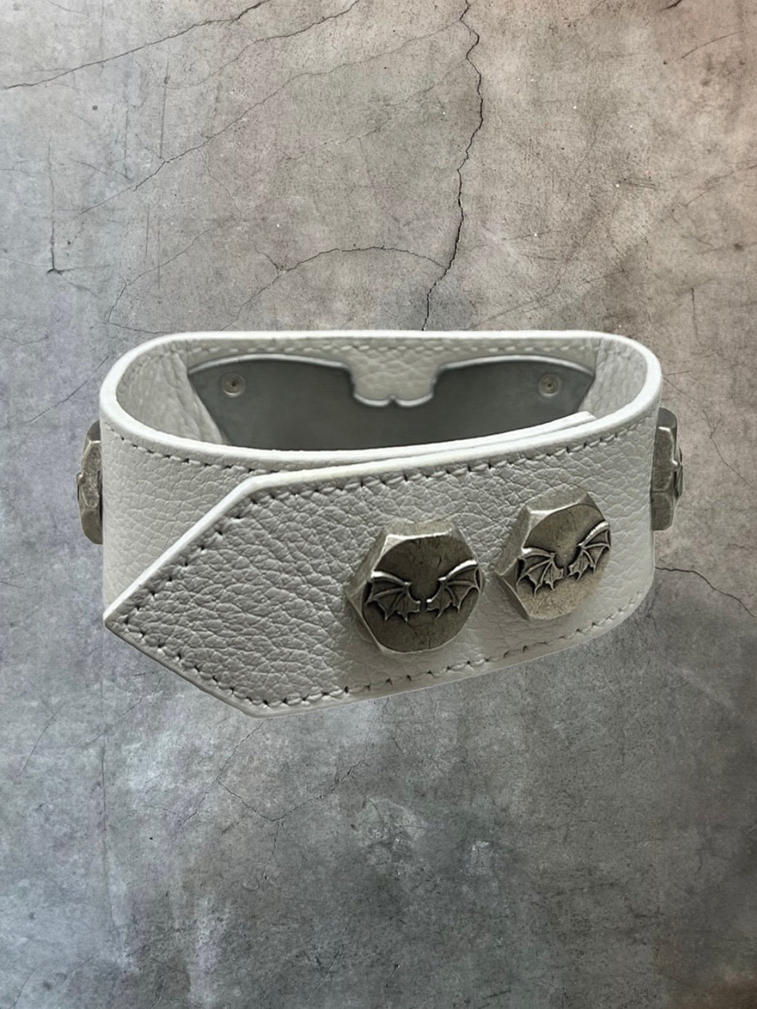 【DEVIL KIM】EMBLEM LEATHER BRACELET
