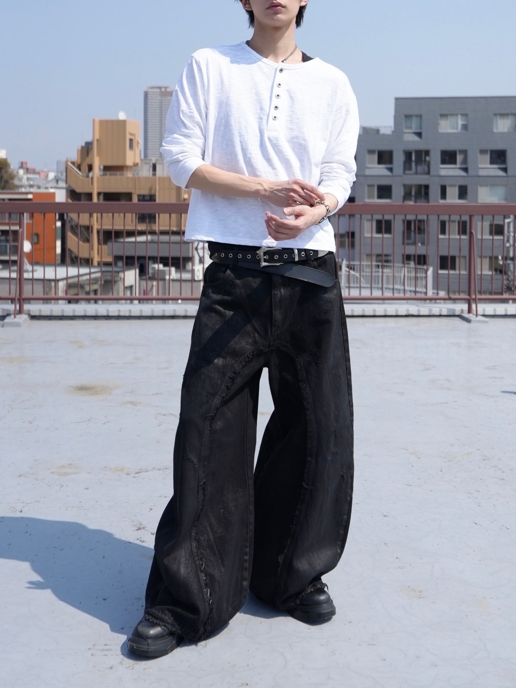 4/18 20:00発売【CHIKASHITSU PLUS HIGH】Washed coating denim pants