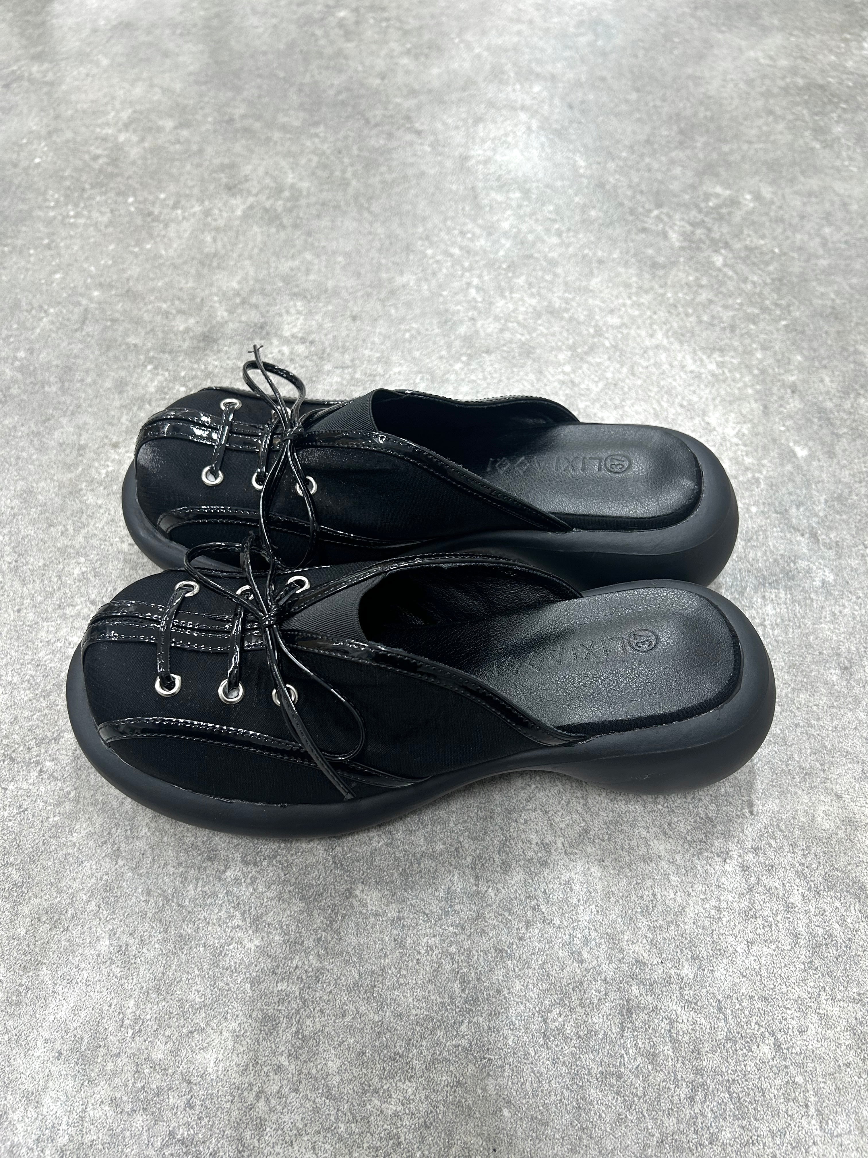5/29 20:00発売 国際配送【Nerd out XU】ribbon round pumps