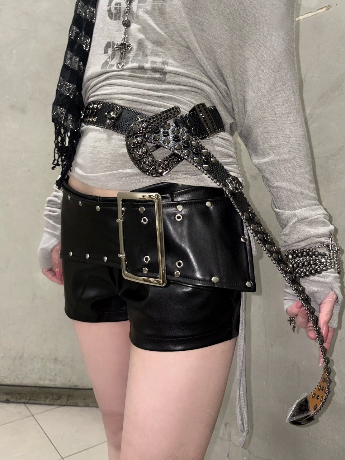 国際配送【BABY09】 Skull Studded Belt (3color)