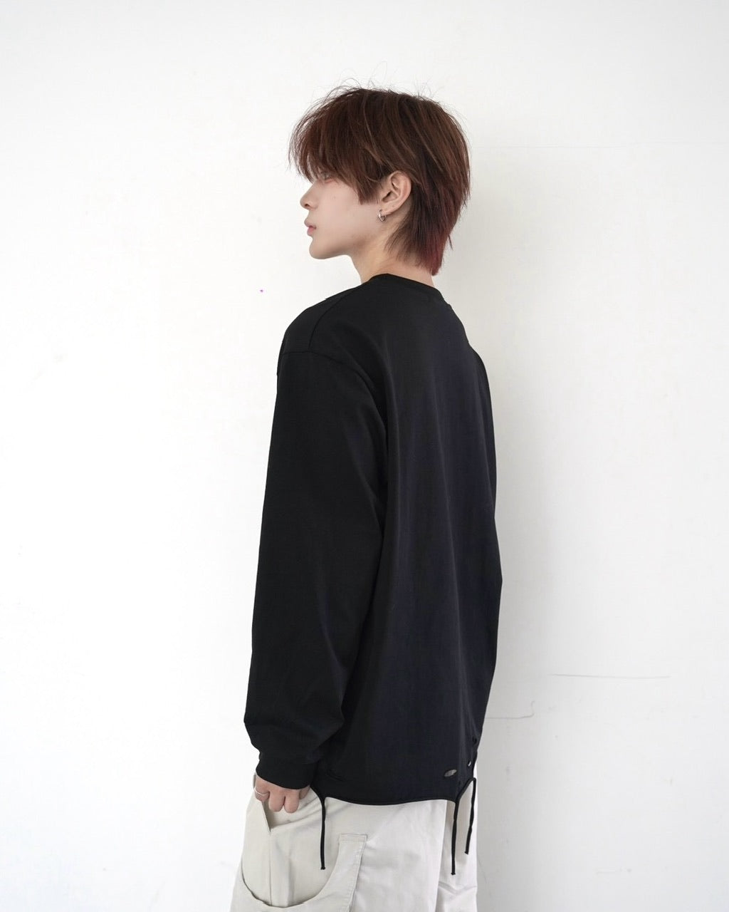 国際配送【LUV CODE】Cross distressed long sleeve