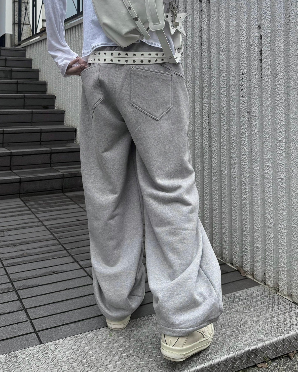 受注制【nmtc+】Curved Seam Wide Sweat Pants (2color)