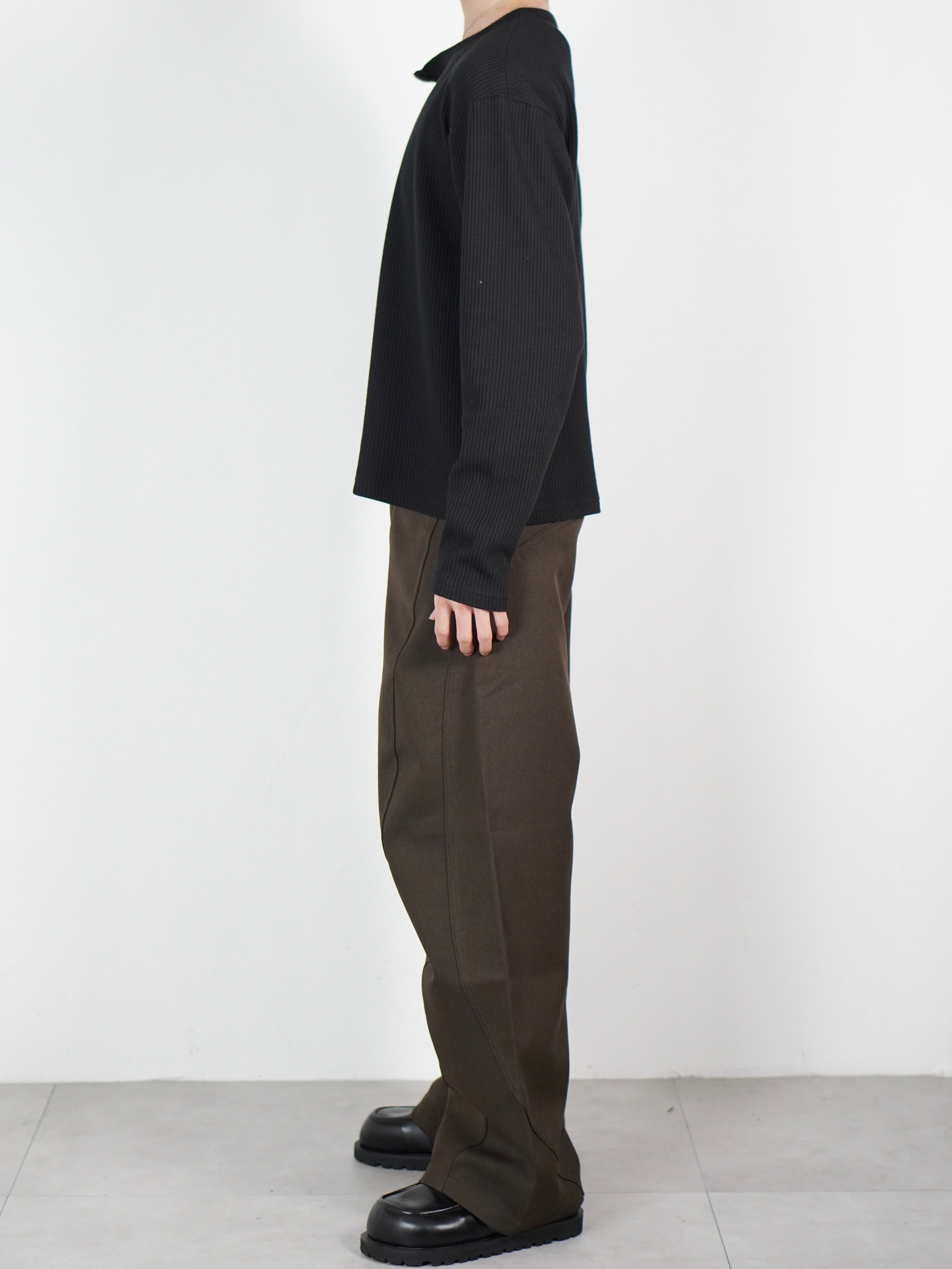 受注制【Chikashitsu +】Curve line wide pants (3color)