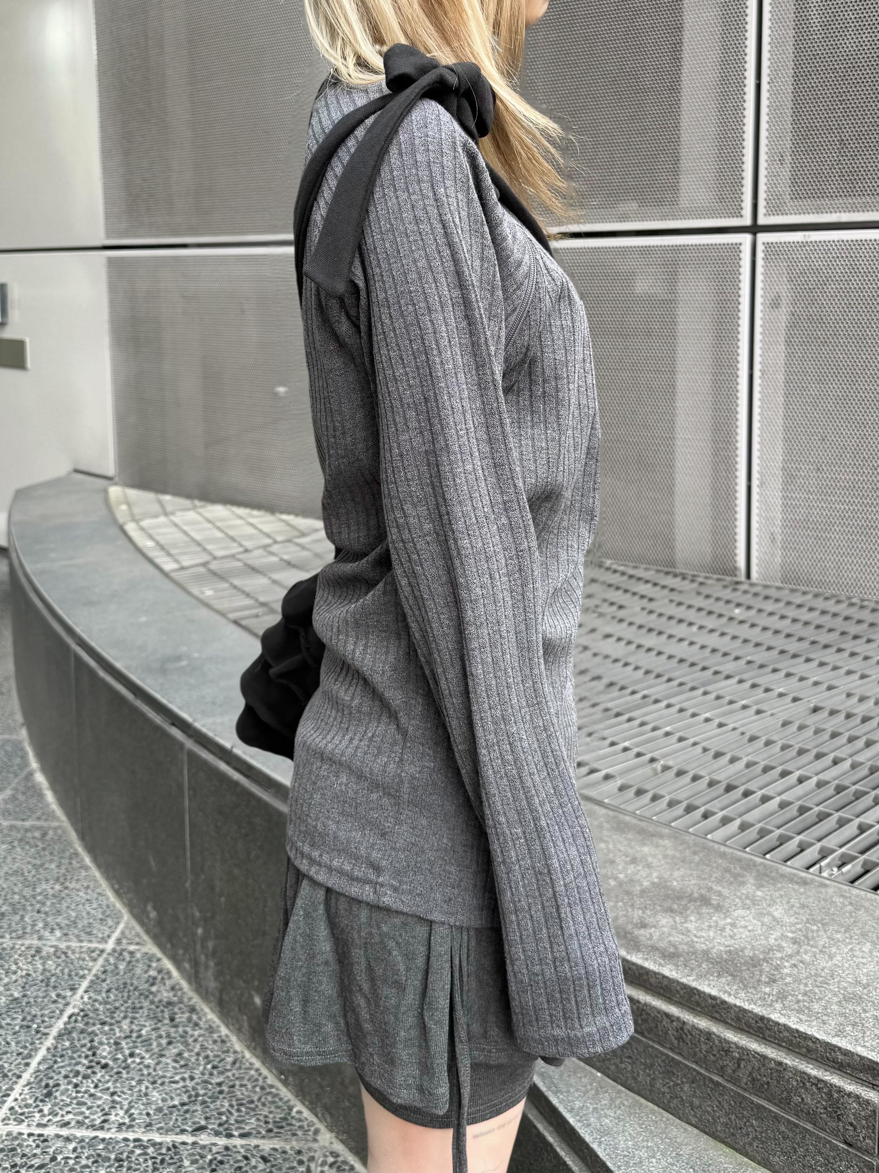 4/25 20:00発売 受注制【nmtc+】neck zip long sleeve (2color)